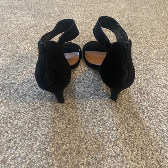 2 1/2(in) Black Heels - Picture 3 of 6